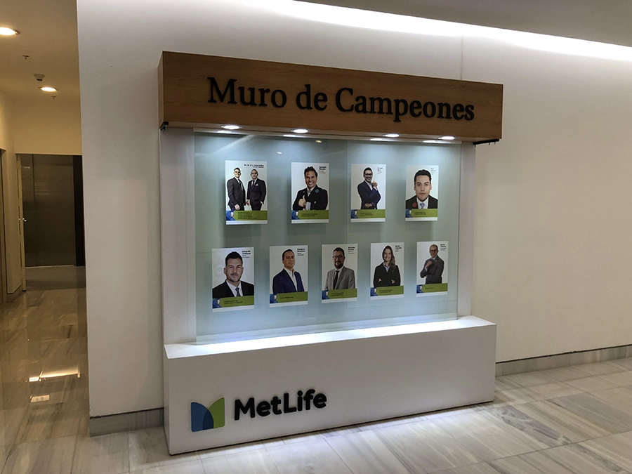 Sistema gráfico para oficinas y retail